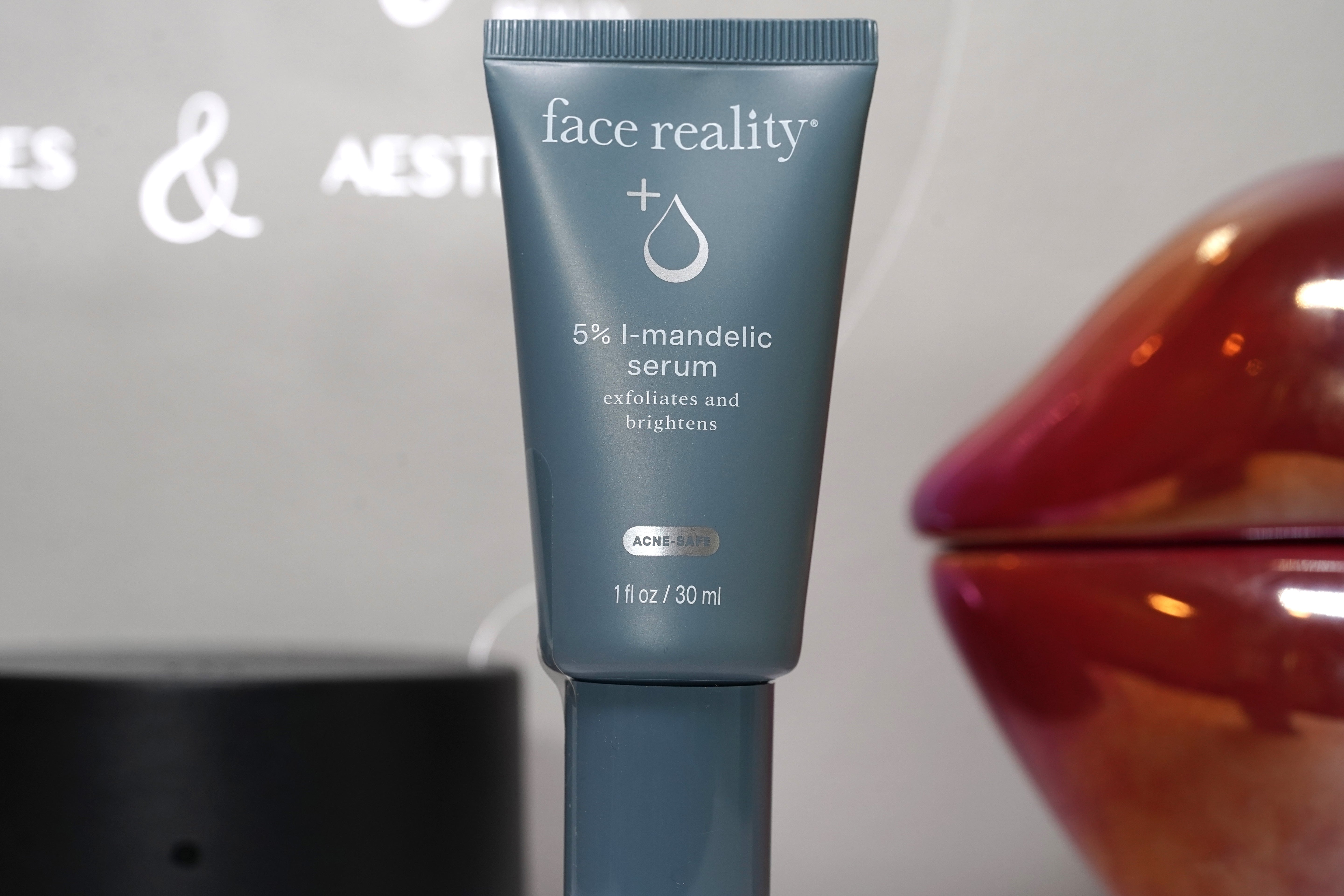 5% L-Mandelic Serum