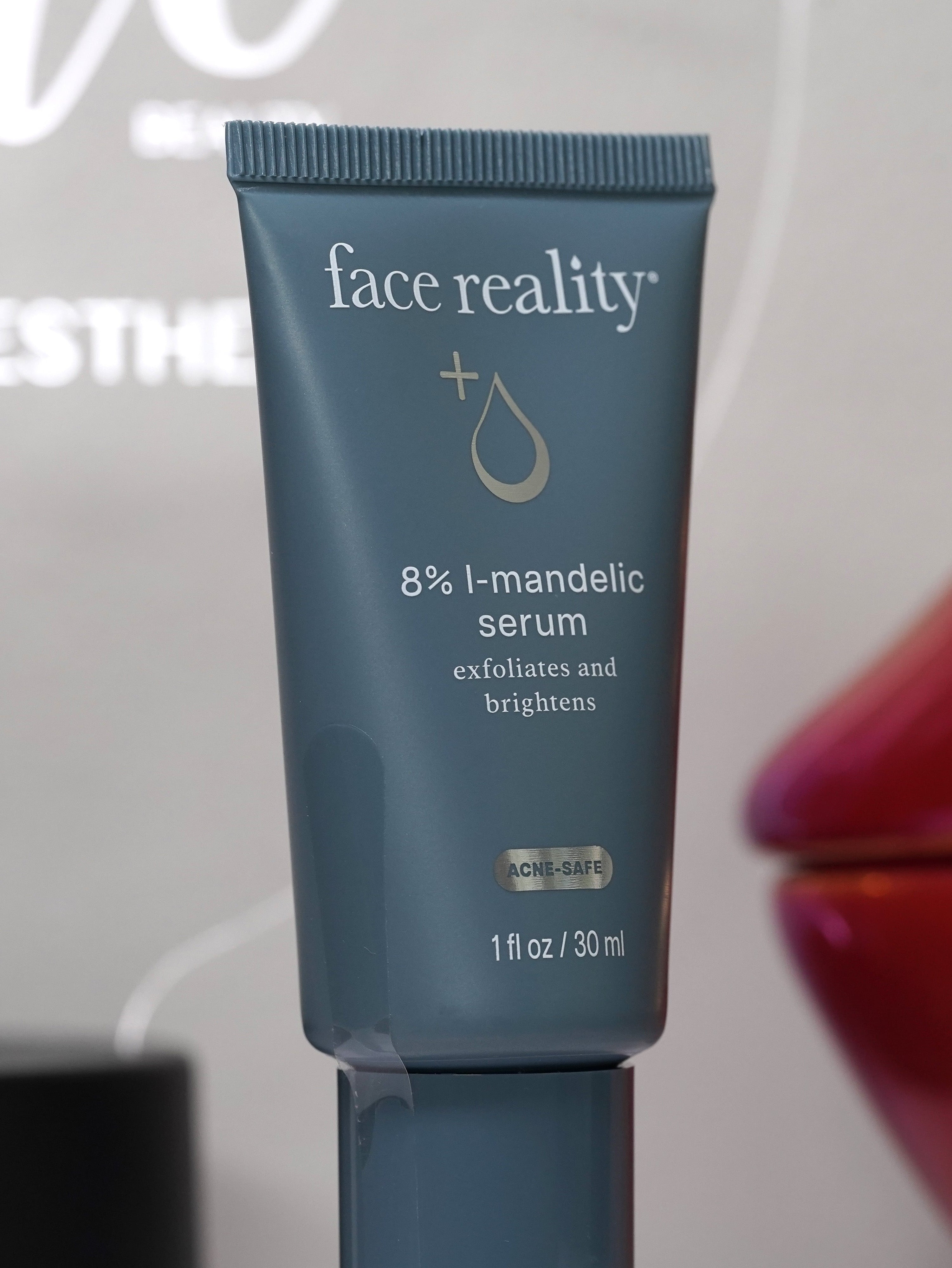 8% L-Mandelic Serum